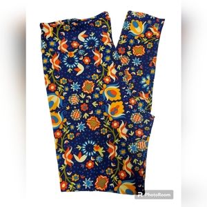 LulaRoe leggings w/ flowers